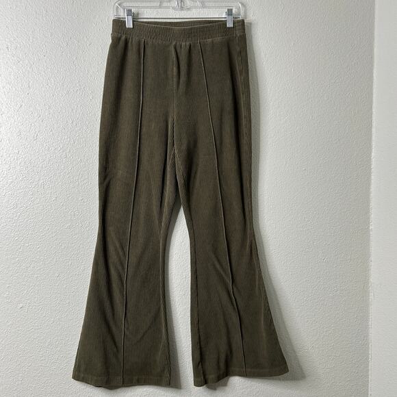 Aerie Groove-On Rib Velour Flare Pants Olive Green Size Medium - Picture 2 of 7